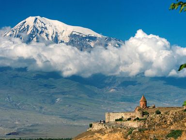 Лада - гид в Ереване